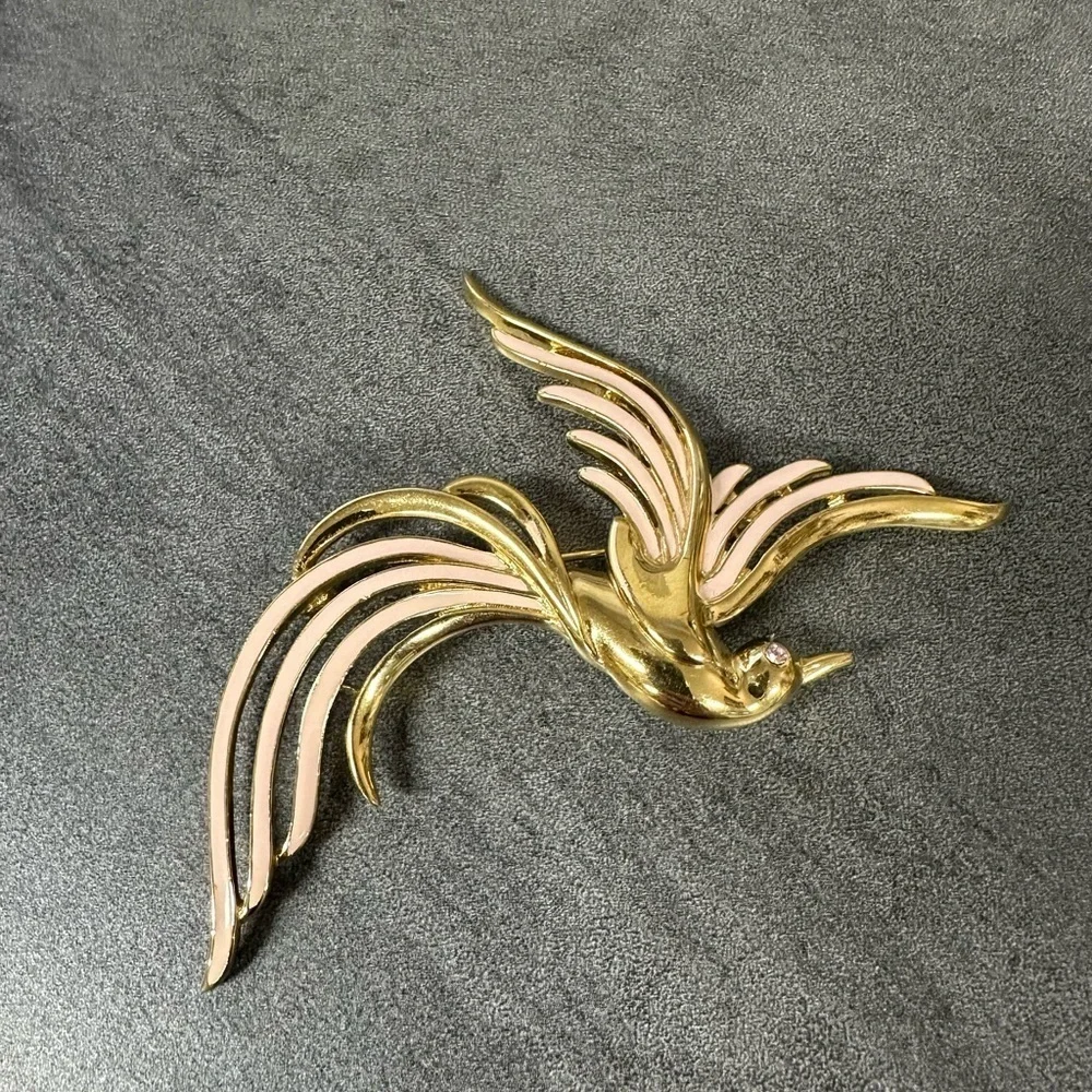 Vintage Trifari Signed Gold Pink Enamel Paradise Large Bird Brooch